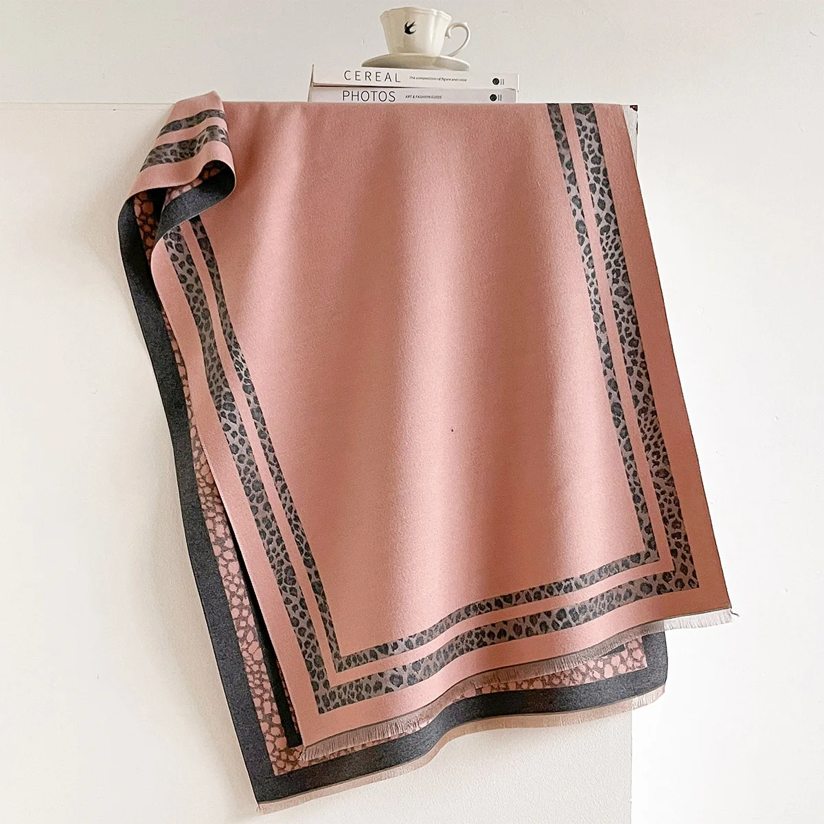 Châle d’hiver réversible, chau - Woven Scarf Blanket avis et prix