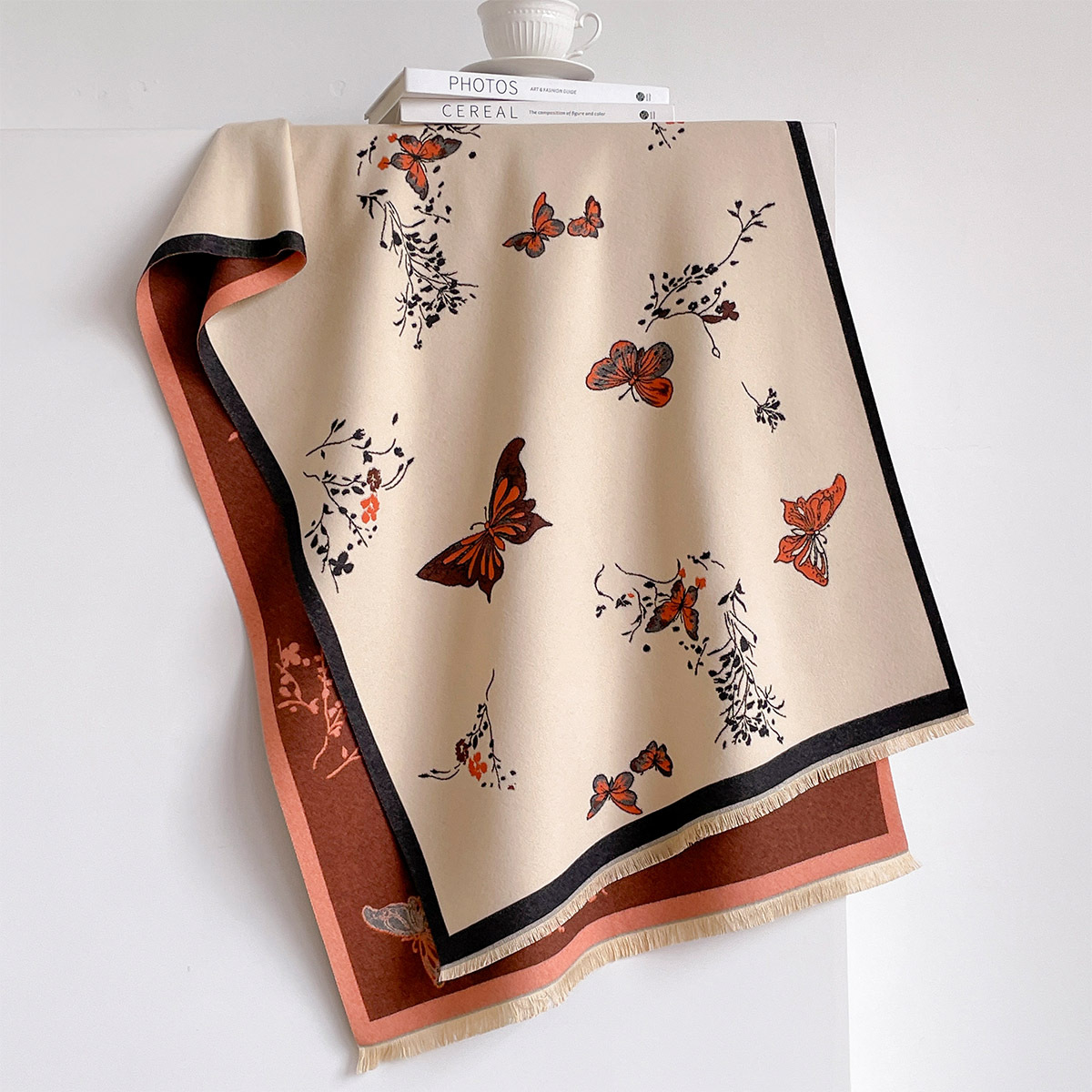 Écharpe en imitation cachemire - Woven Scarf Blanket avis et prix