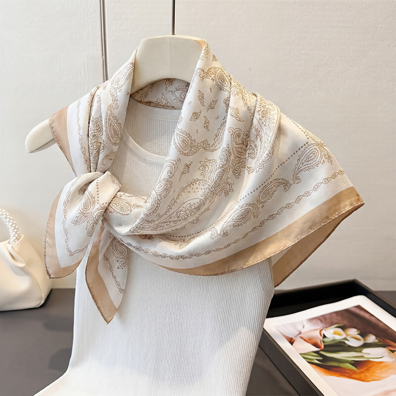 Foulard carré vintage beige à  - Scarf Silk Square avis et prix