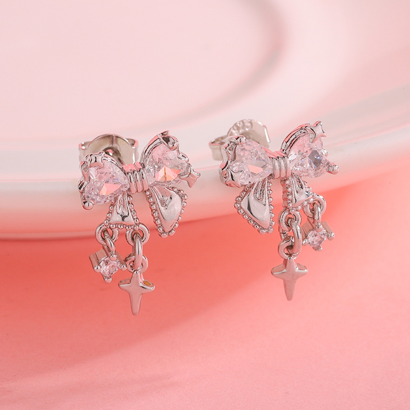 Boucles d'oreilles tendance en - Tie Clip Silver avis et prix